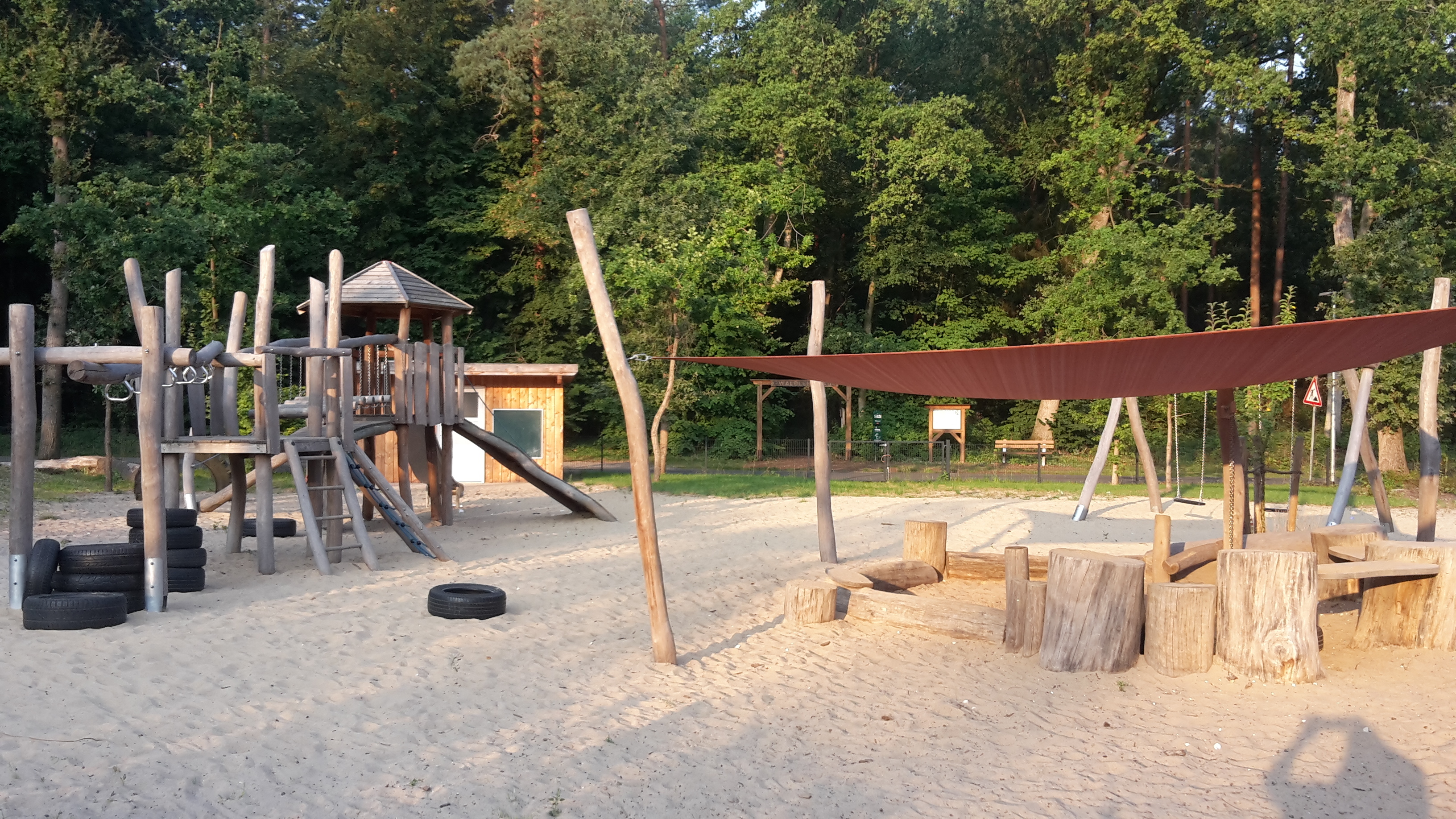 Spielgeräte Spielgeräte aus Holz