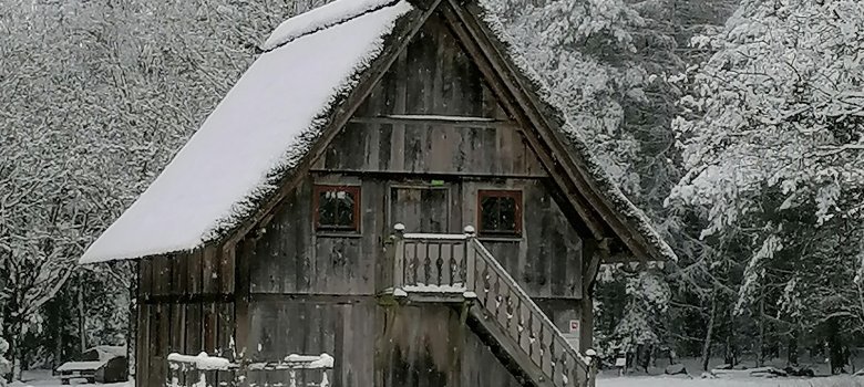 Speicher im Winter auf dem Schäferhof