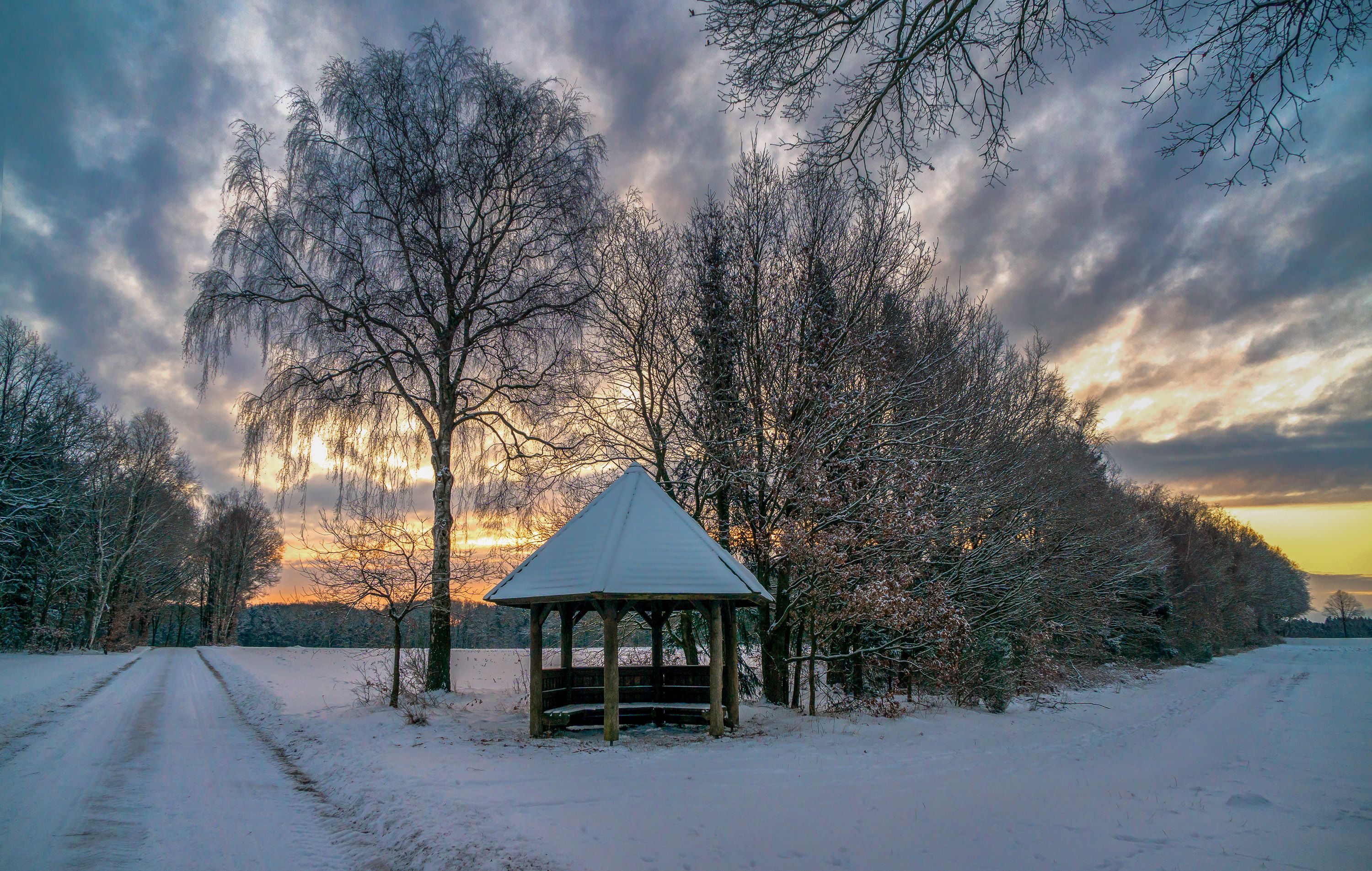 Schutzhäuschen im Winter
