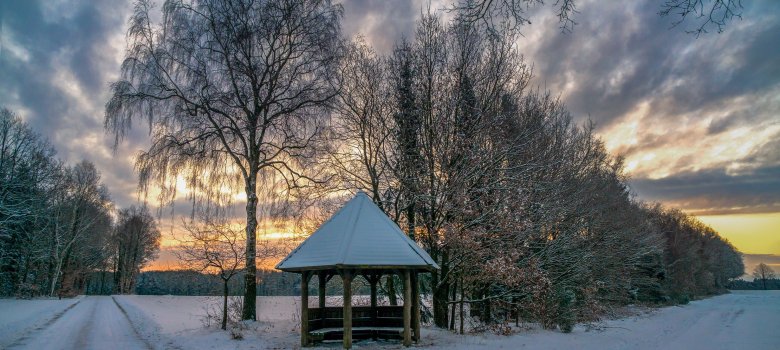 Schutzhäuschen im Winter