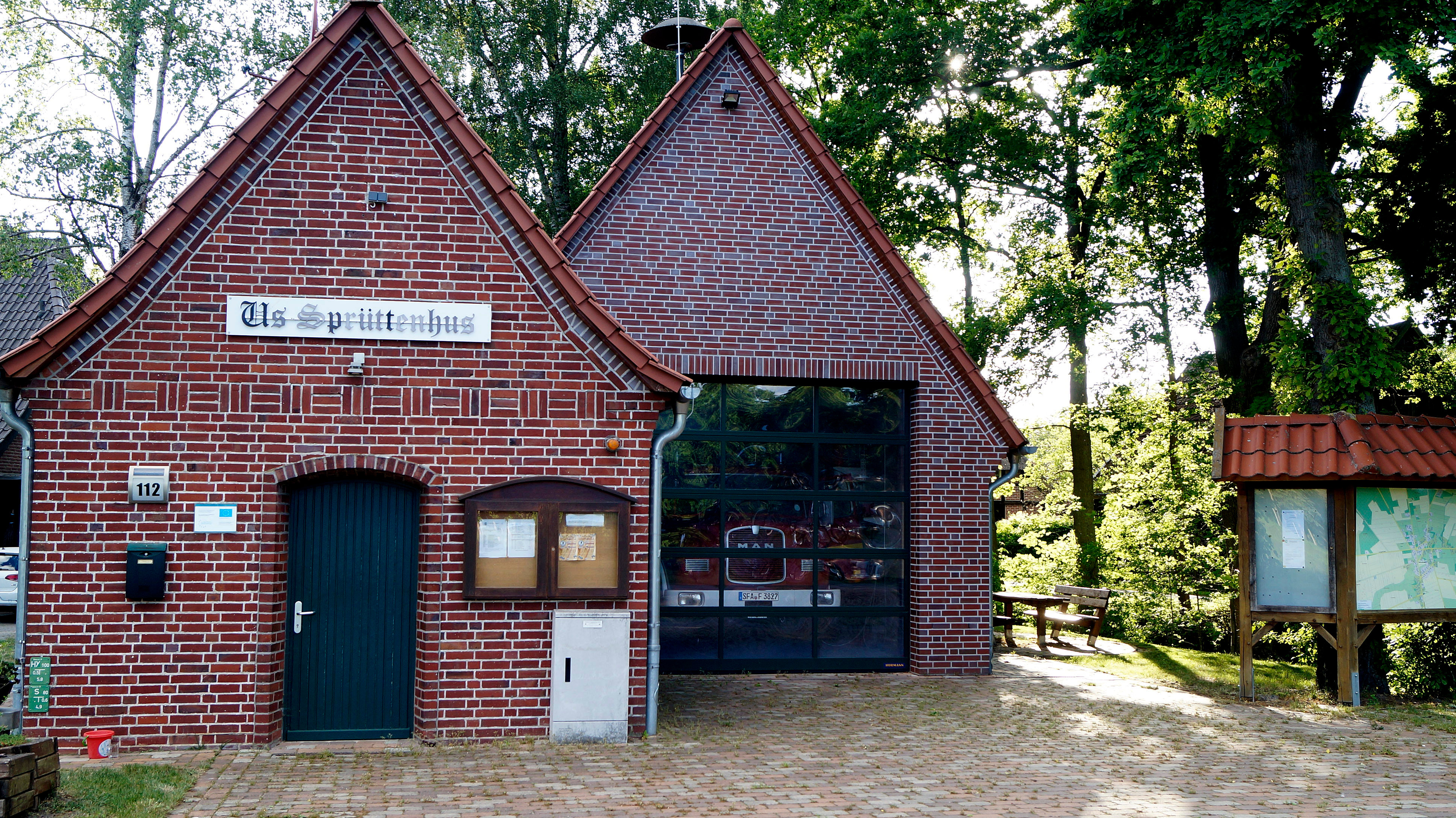 Das Feuerwehrhaus in Schwalingen